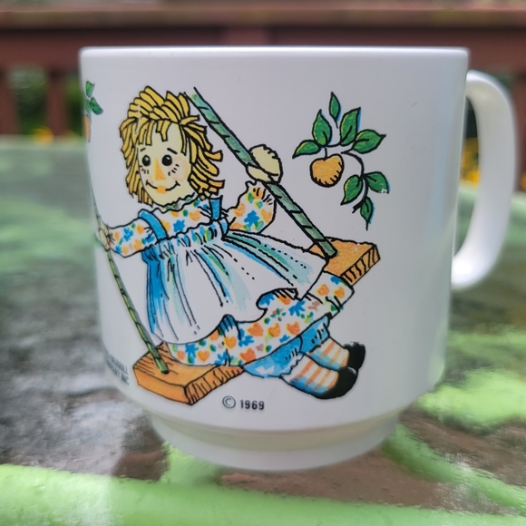 1969 Raggedy Ann & Andy Oneida Ware Plastic Melamine Cup Mug The BOBBS Vintage - Picture 3 of 5
